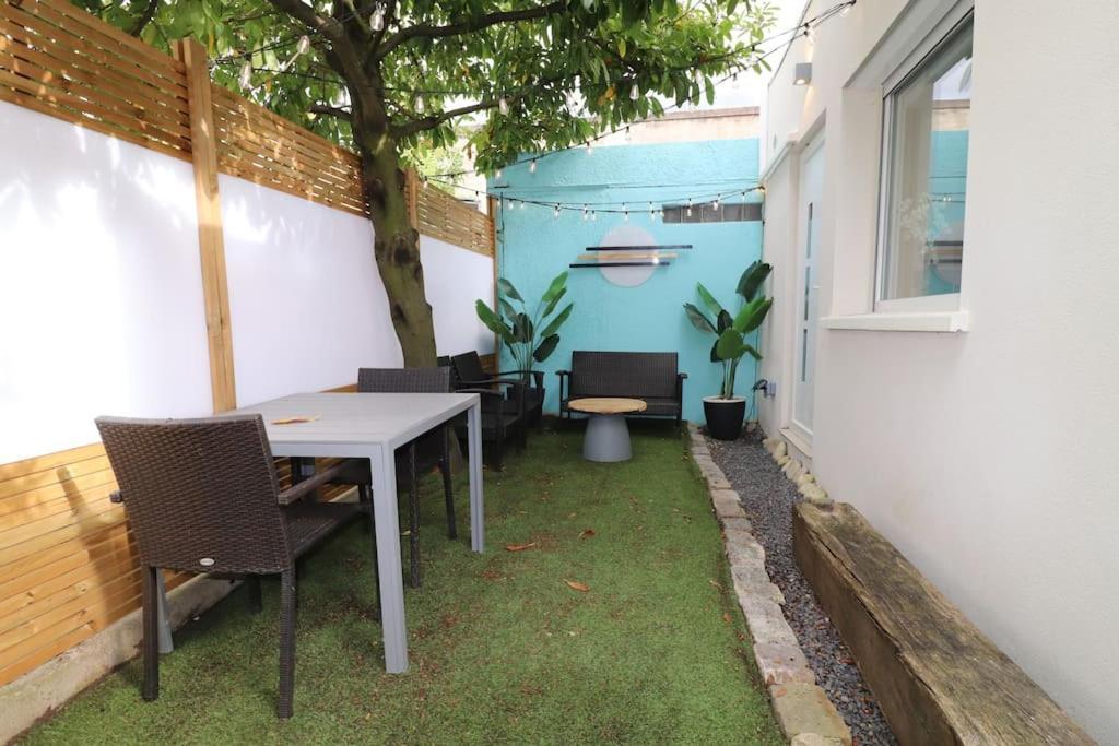 L Ecrin Bleu Maison Neuve Jardin Et Clim Holiday home *